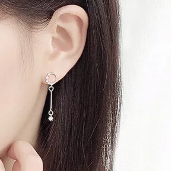 Sterling Silver 925 Stud Earrings - Picture 2 of 3